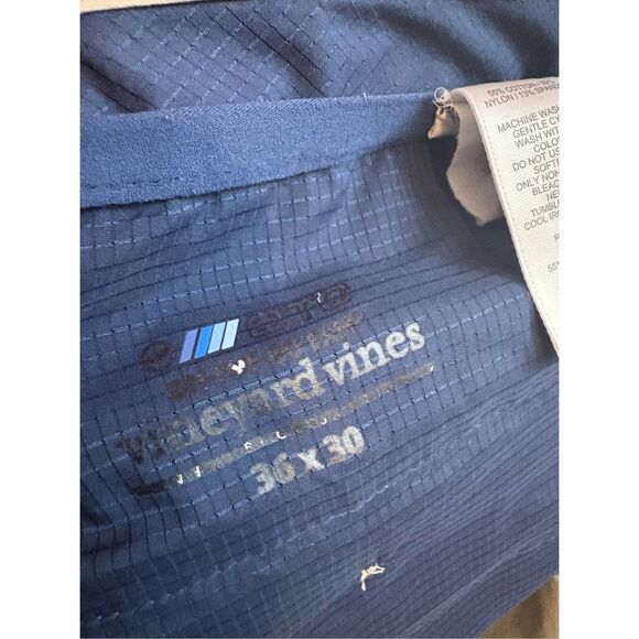 Vineyard Vines on the go performance khaki pants size 36x30 - Picture 10 of 11